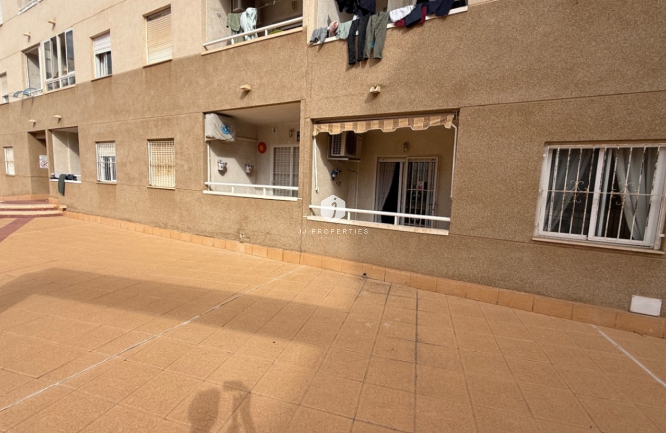 D'occasion - Appartement -
Torrevieja - Costa Blanca