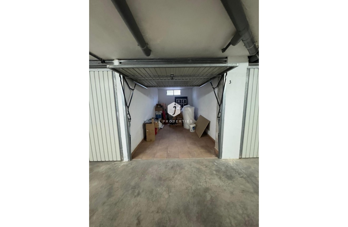 Aus zweiter Hand - Wohnung -
Jacarilla