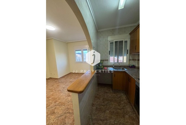 Aus zweiter Hand - Wohnung -
Jacarilla