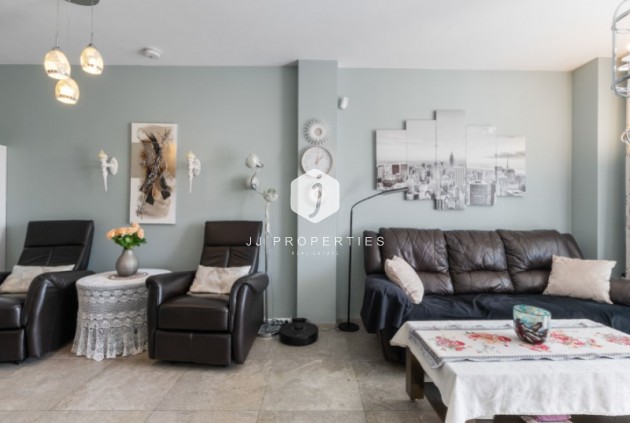 D'occasion - Appartement -
Torrevieja - Costa Blanca