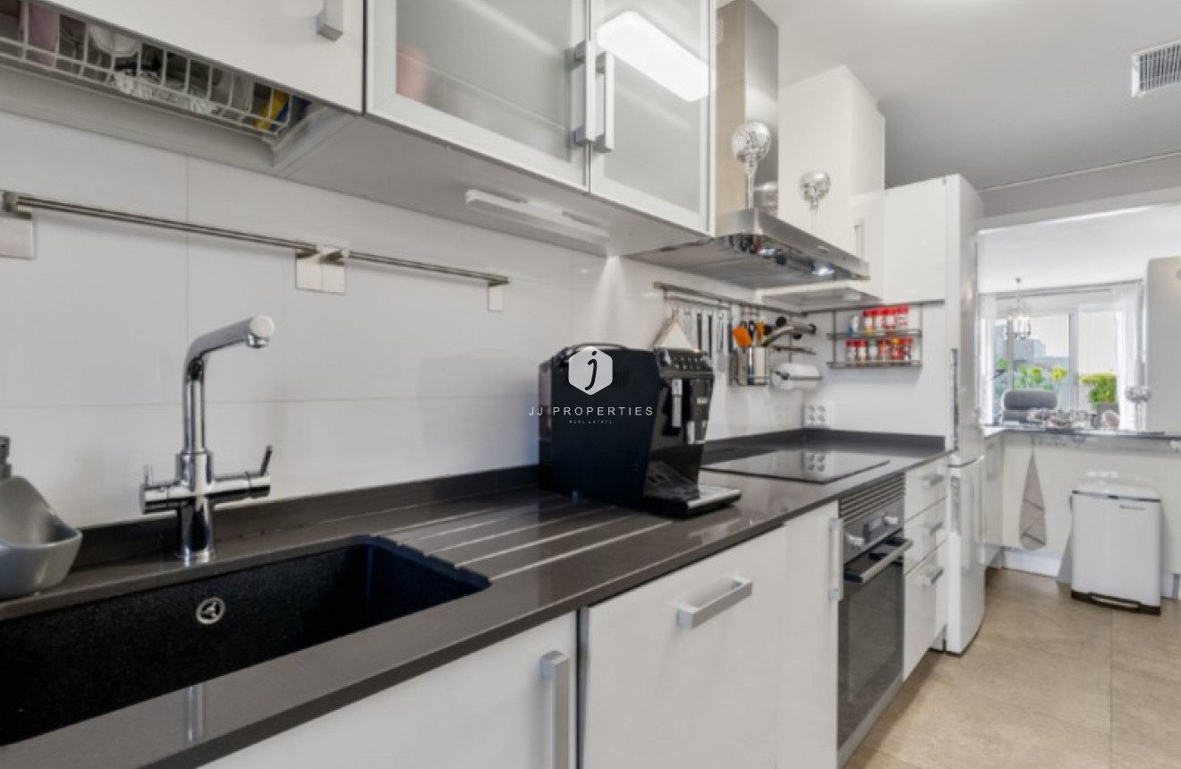 D'occasion - Appartement -
Torrevieja - Costa Blanca