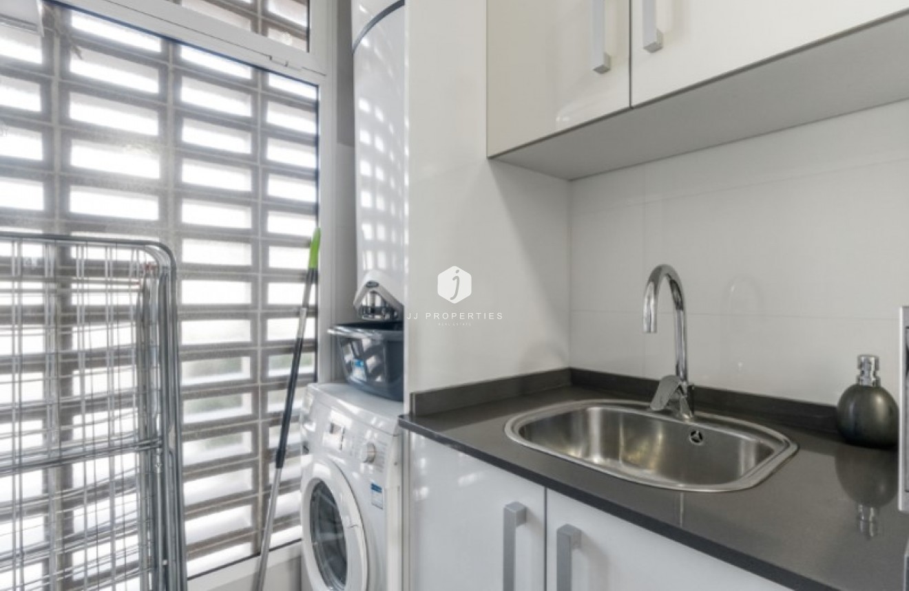 D'occasion - Appartement -
Torrevieja - Costa Blanca