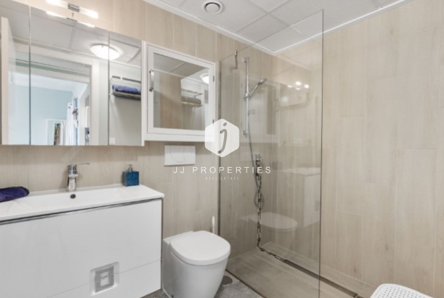 D'occasion - Appartement -
Torrevieja - Costa Blanca