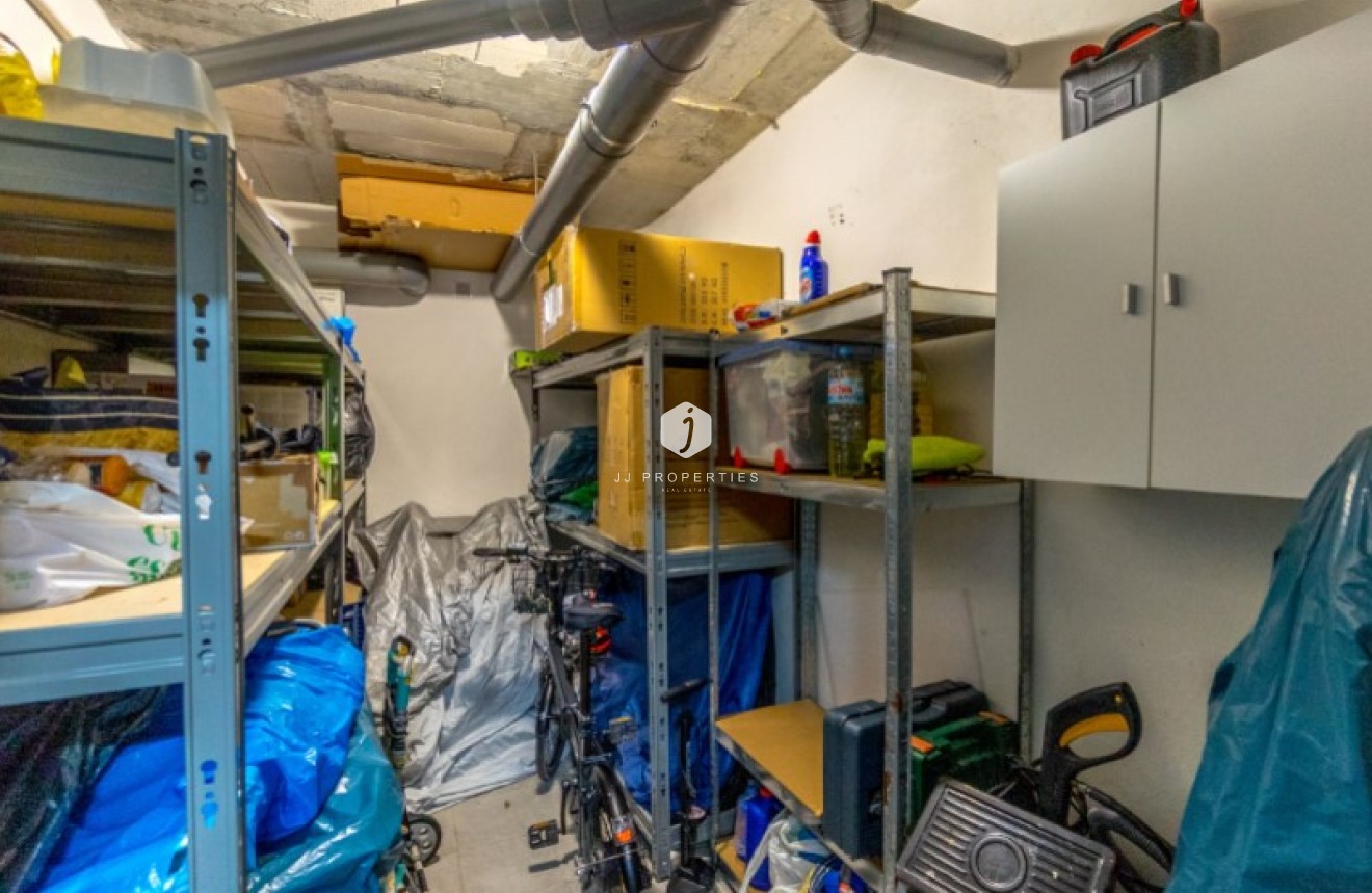 D'occasion - Appartement -
Torrevieja - Costa Blanca