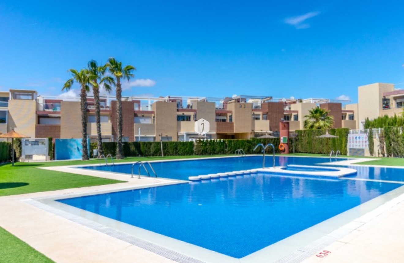D'occasion - Appartement -
Torrevieja - Costa Blanca