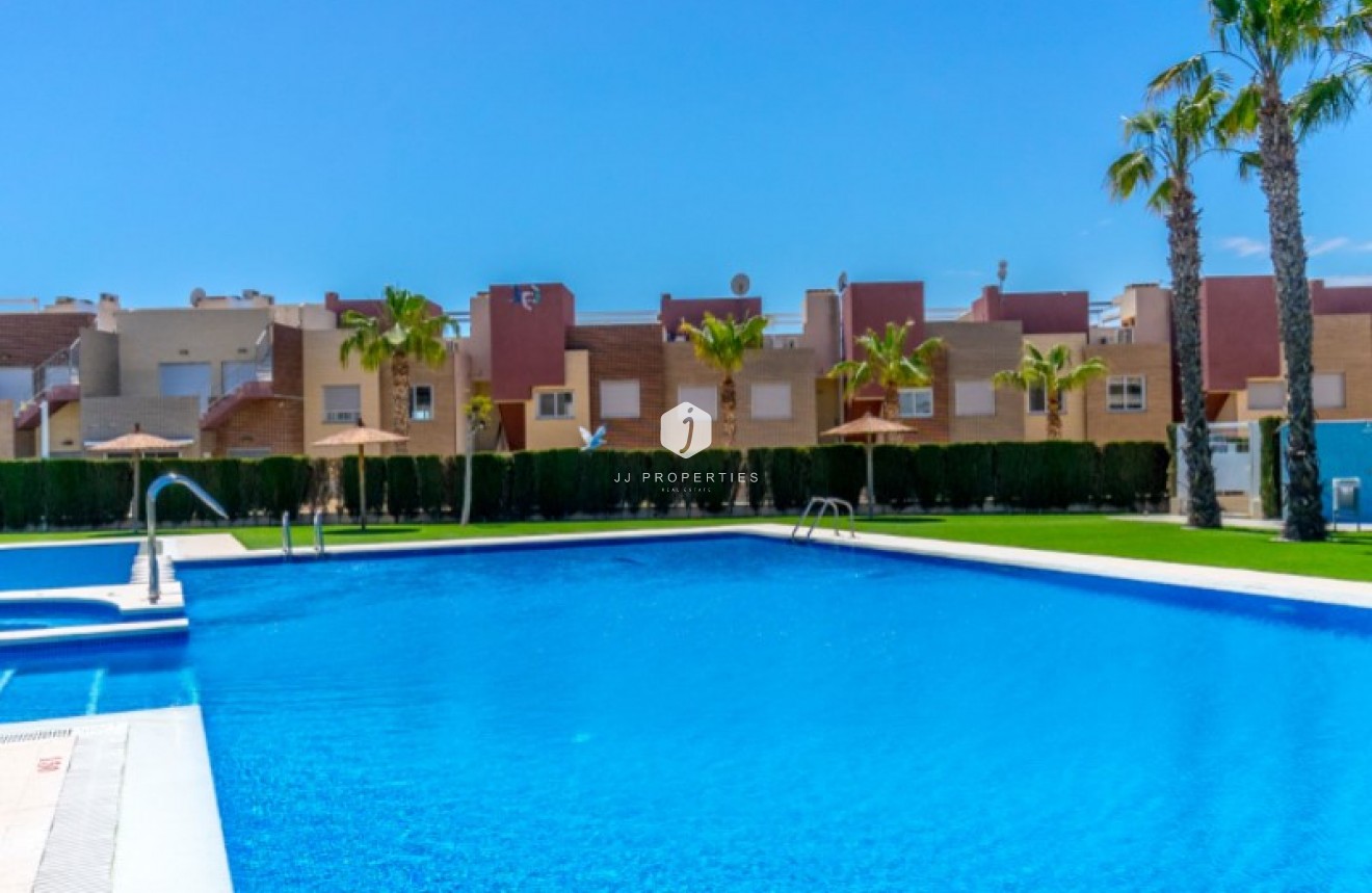 D'occasion - Appartement -
Torrevieja - Costa Blanca