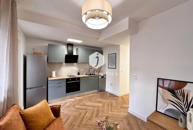 D'occasion - Appartement -
Torrevieja - Playa del Cura