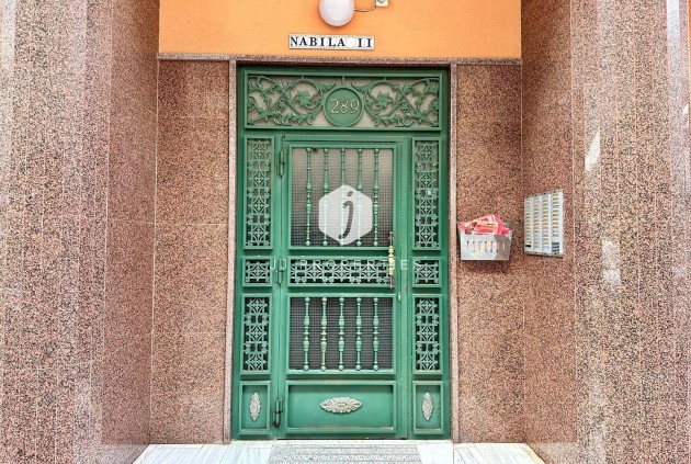 D'occasion - Appartement -
Torrevieja - Playa del Cura