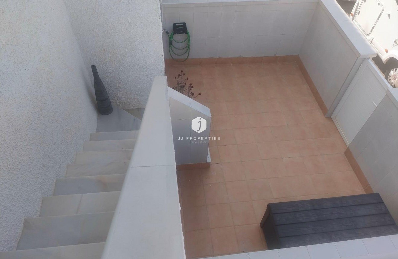 D'occasion - Bungalow -
Torrevieja - Rosaleda-los Frutales