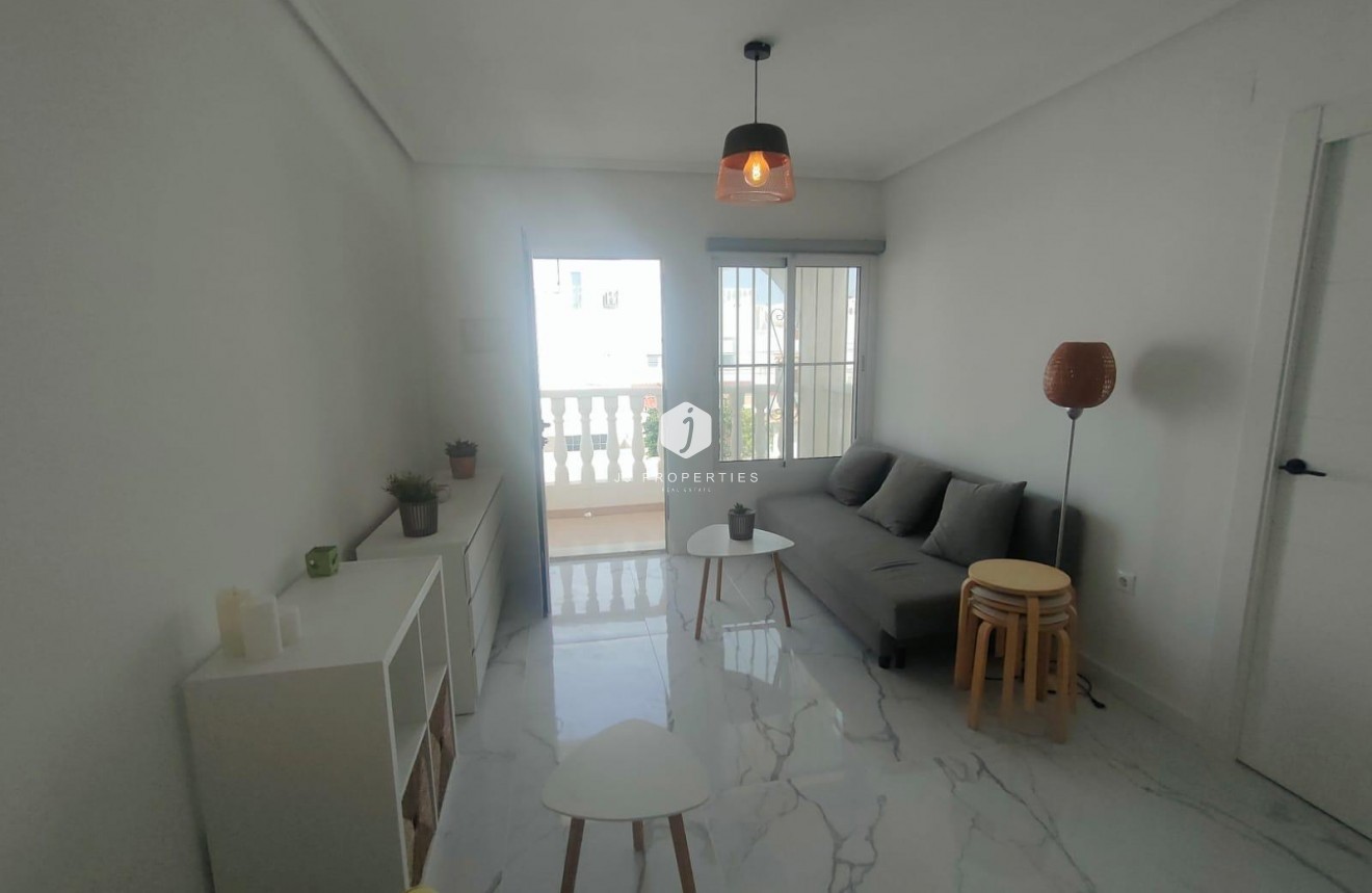 D'occasion - Bungalow -
Torrevieja - Rosaleda-los Frutales