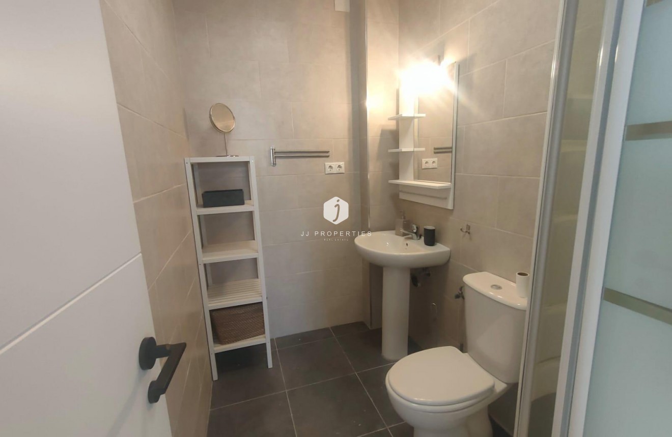 D'occasion - Bungalow -
Torrevieja - Rosaleda-los Frutales