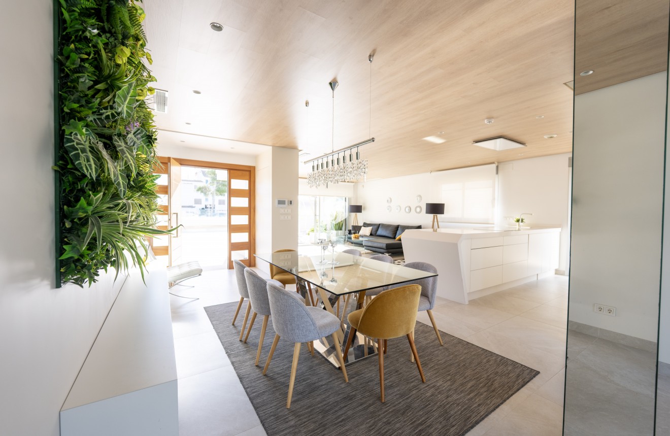 D'occasion - Villa -
Orihuela Costa - Costa Blanca