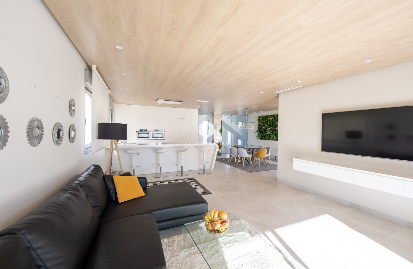 D'occasion - Villa -
Orihuela Costa - Costa Blanca