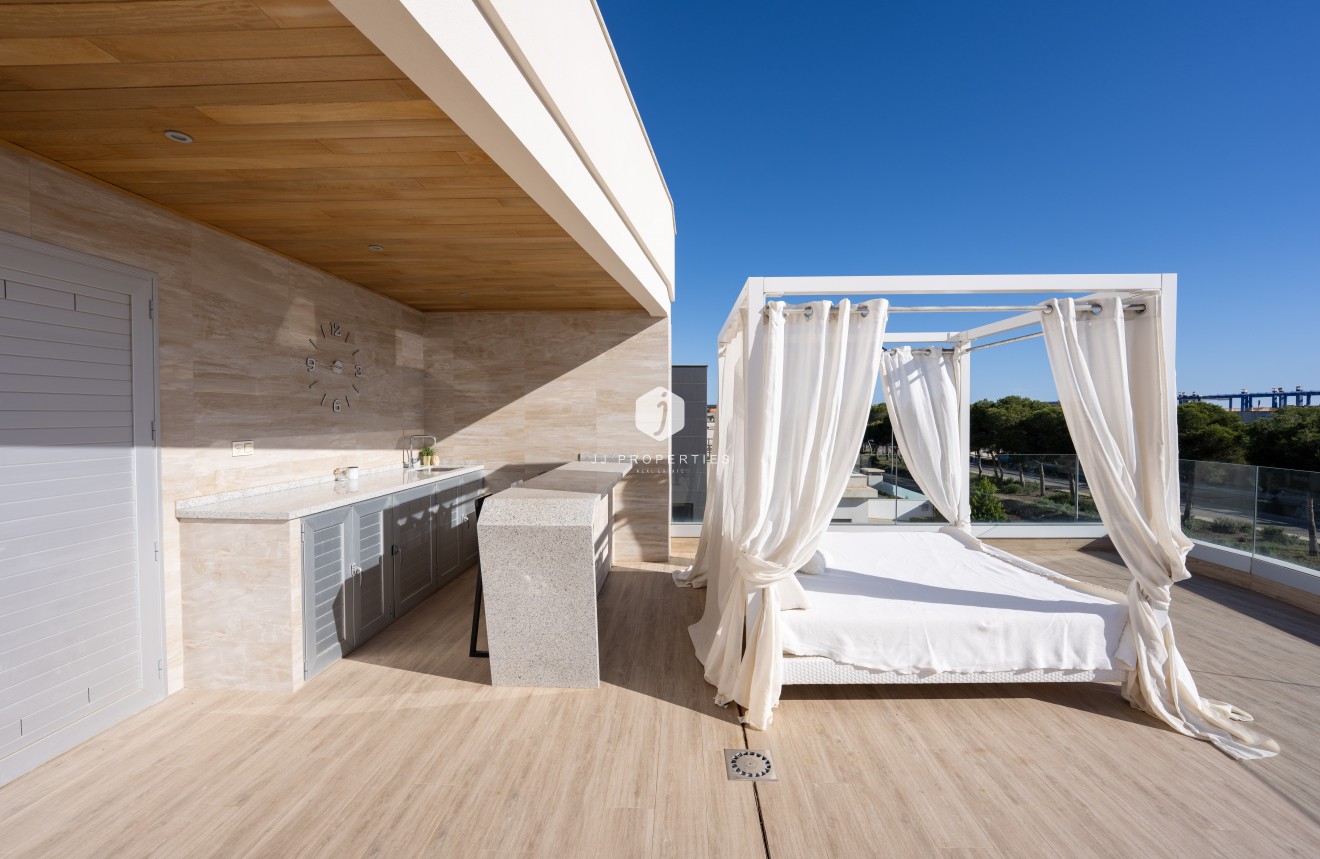 D'occasion - Villa -
Orihuela Costa - Costa Blanca