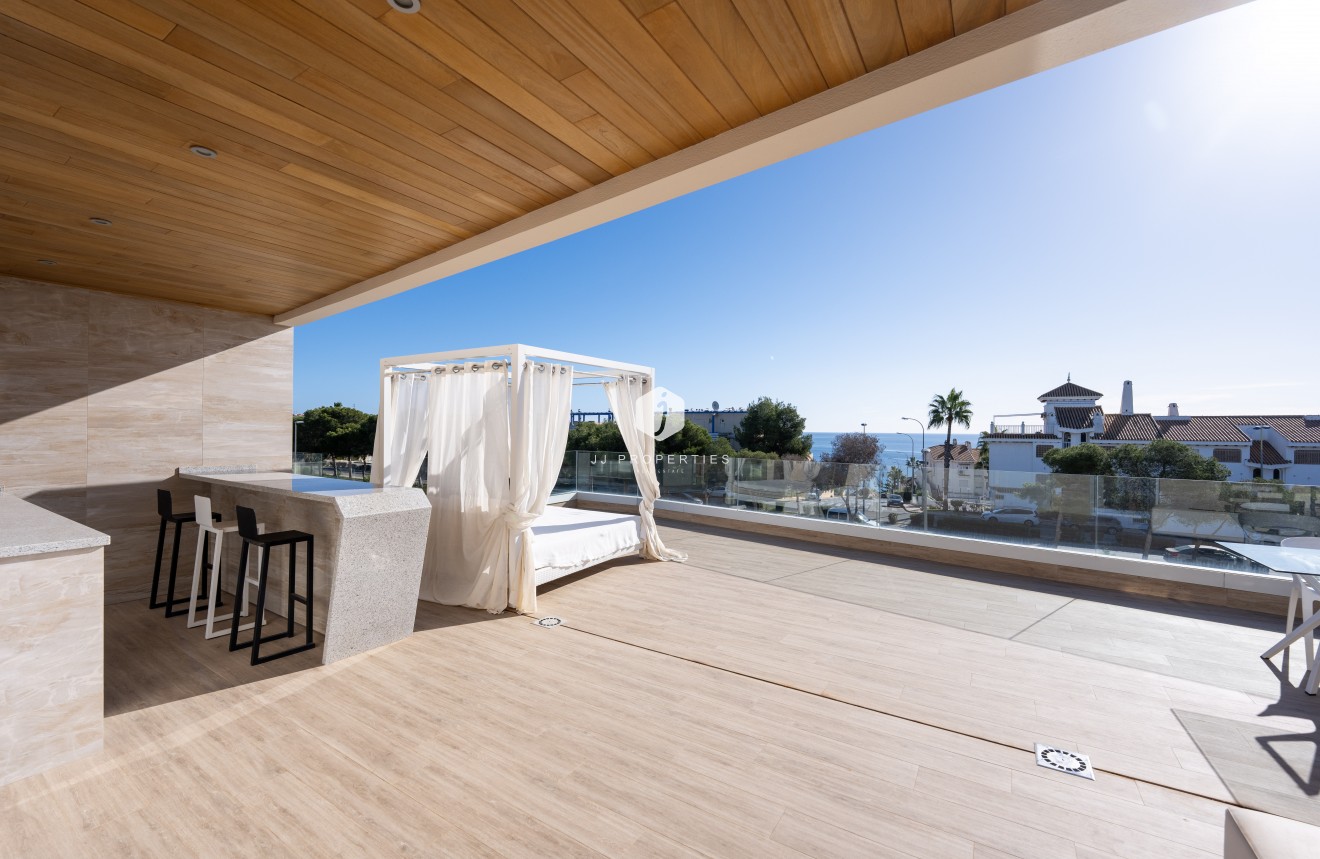 D'occasion - Villa -
Orihuela Costa - Costa Blanca