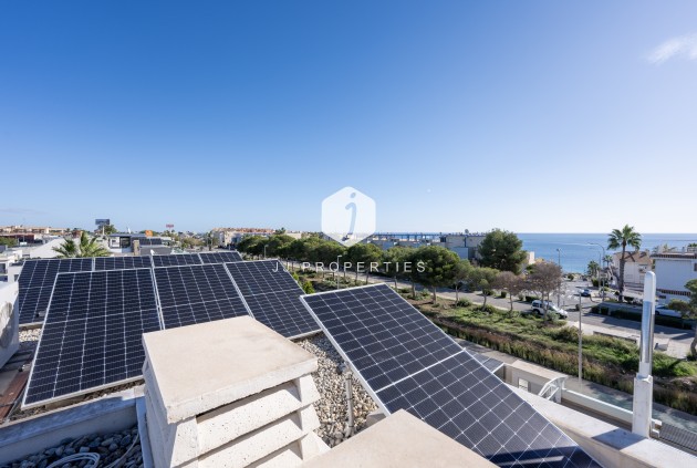 D'occasion - Villa -
Orihuela Costa - Costa Blanca