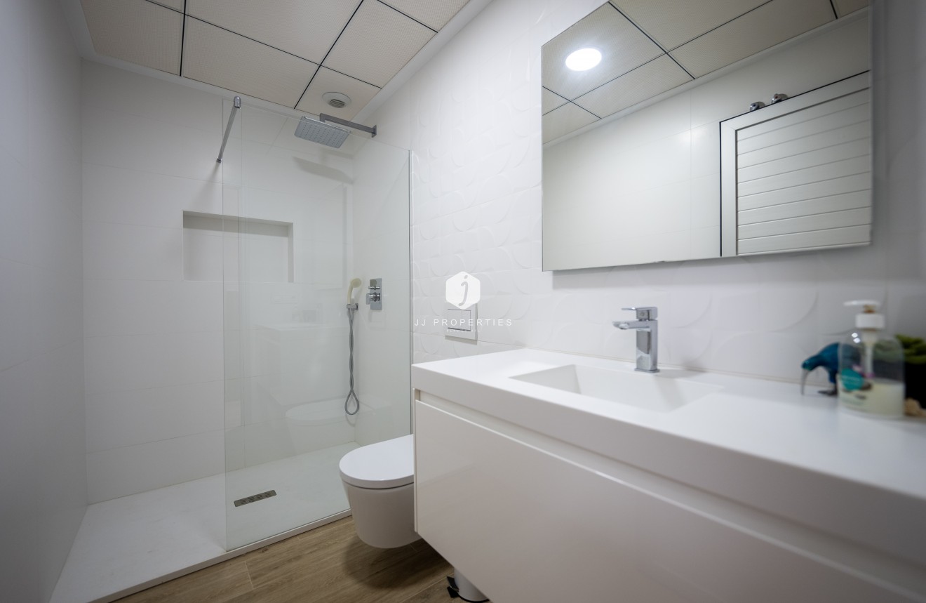 D'occasion - Villa -
Orihuela Costa - Costa Blanca