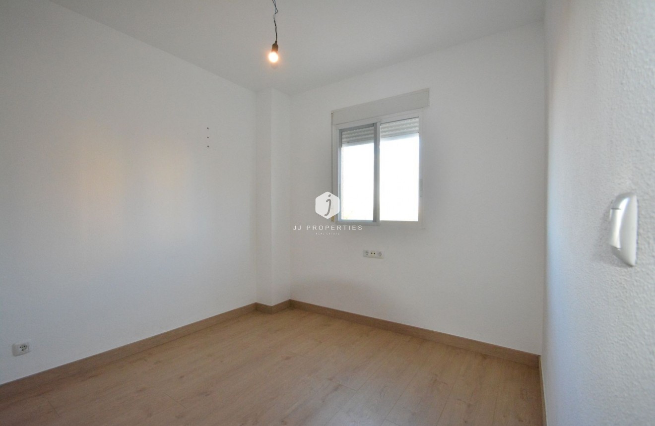 D'occasion - Appartement -
Guardamar del Segura - Costa Blanca