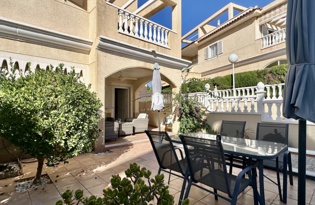 D'occasion - Duplex -
Orihuela Costa - Costa Blanca