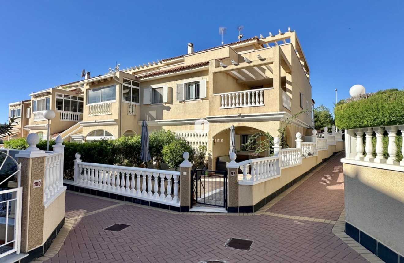 D'occasion - Duplex -
Orihuela Costa - Costa Blanca