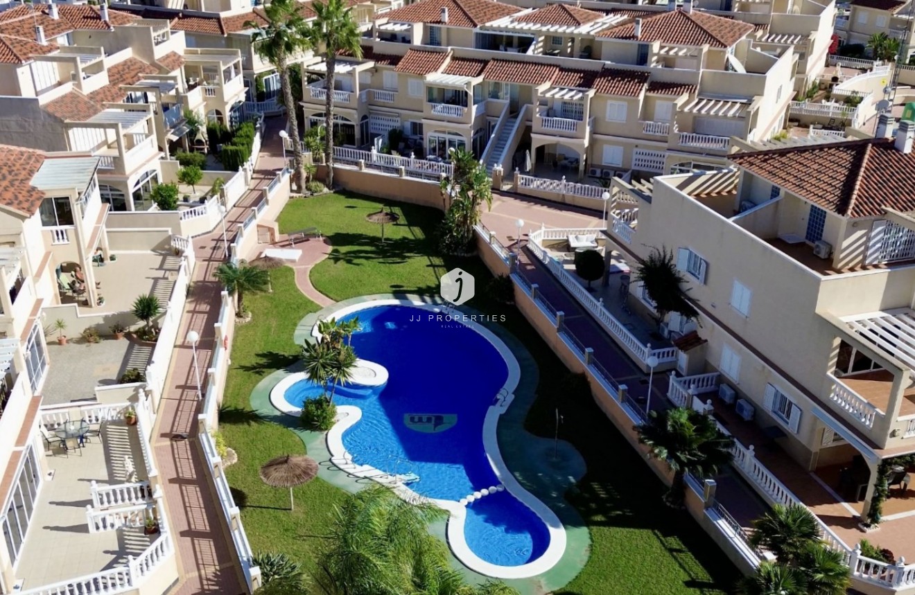 D'occasion - Duplex -
Orihuela Costa - Costa Blanca