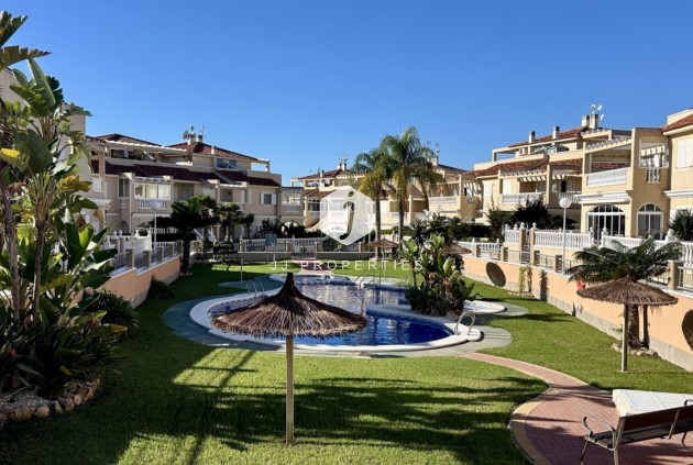 D'occasion - Duplex -
Orihuela Costa - Costa Blanca