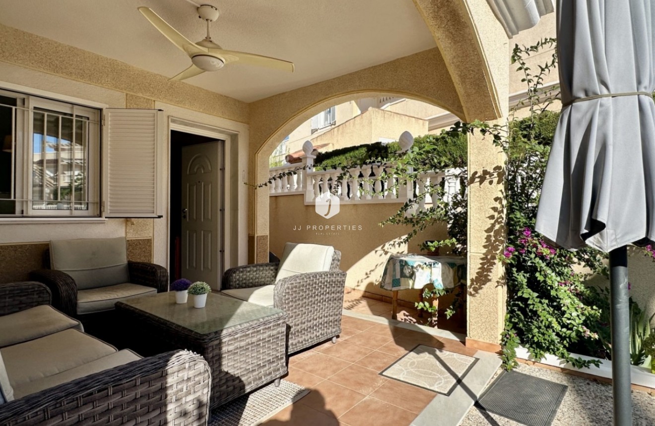 D'occasion - Duplex -
Orihuela Costa - Costa Blanca