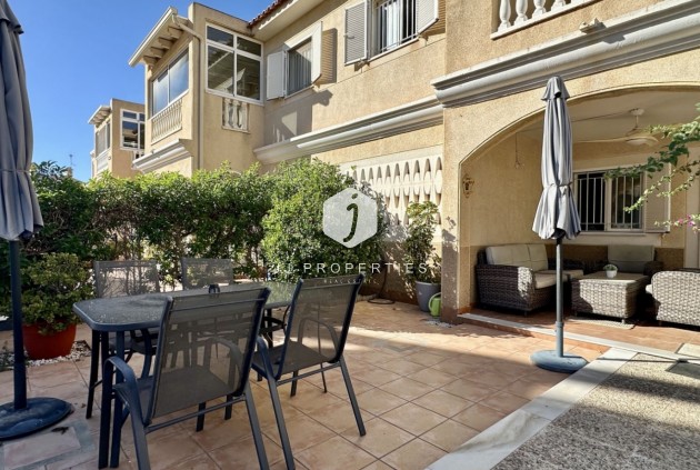 D'occasion - Duplex -
Orihuela Costa - Costa Blanca