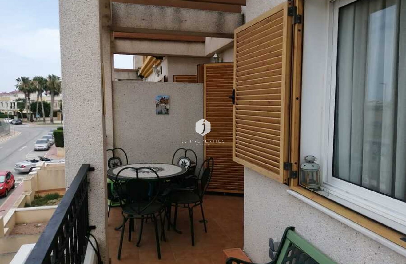 D'occasion - Duplex -
Daya Vieja - Costa Blanca