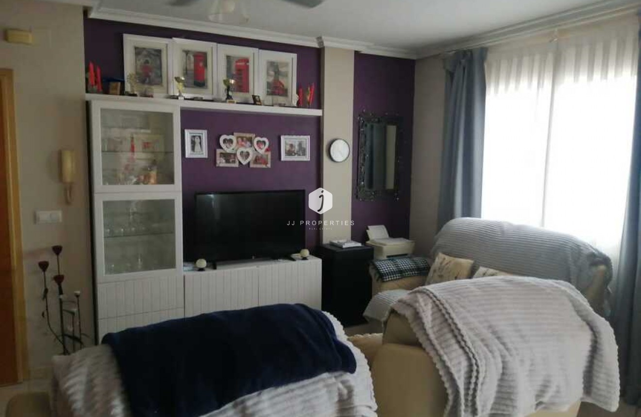 D'occasion - Duplex -
Daya Vieja - Costa Blanca