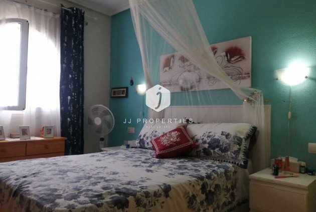 D'occasion - Duplex -
Daya Vieja - Costa Blanca