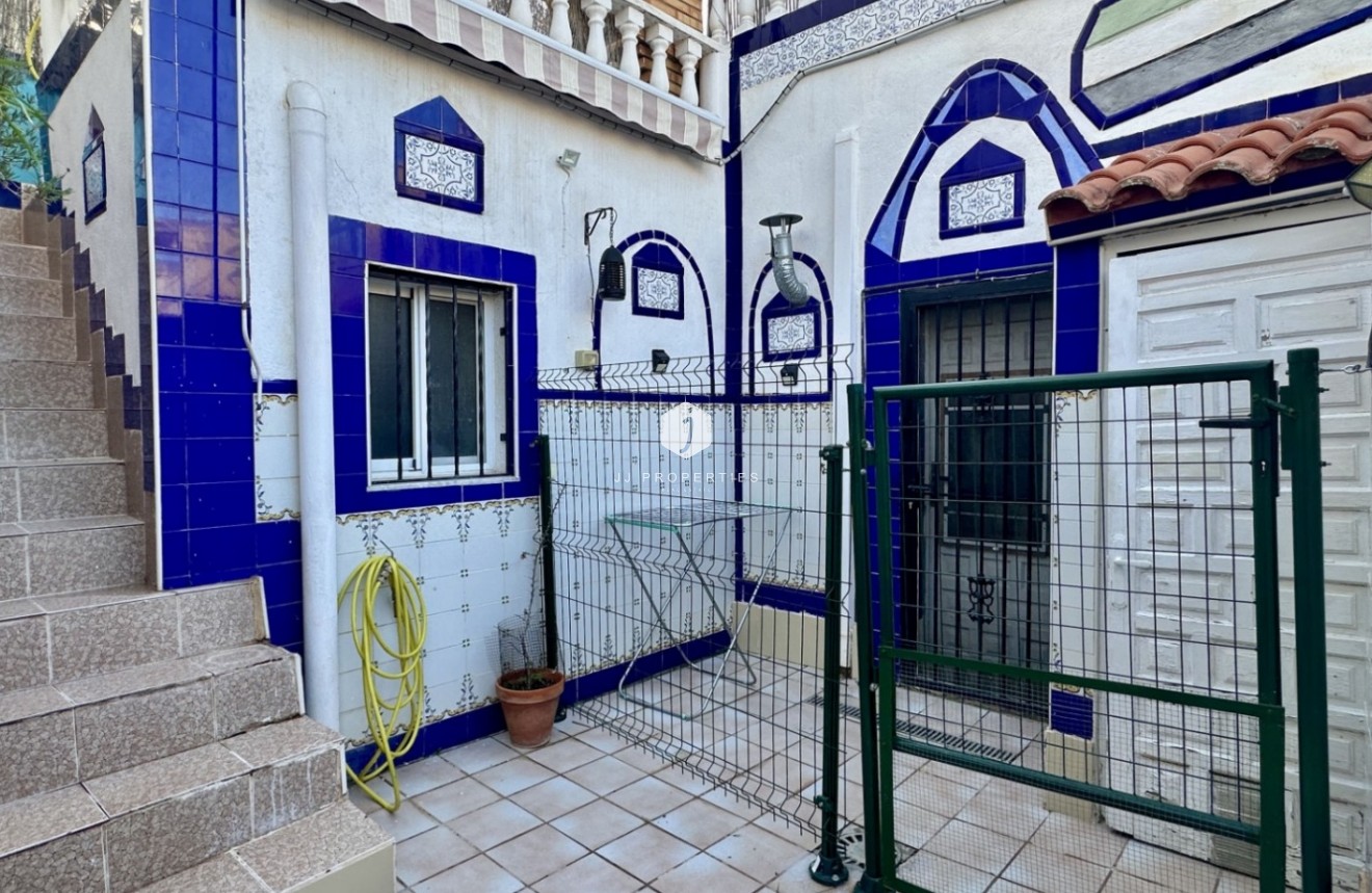 D'occasion - Chalet -
Benijofar - Costa Blanca