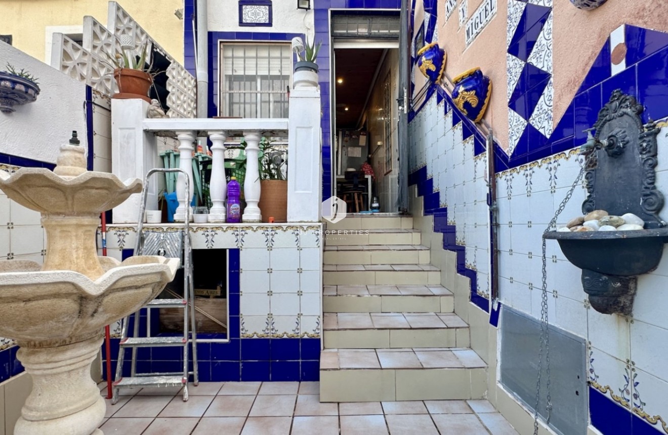 D'occasion - Chalet -
Benijofar - Costa Blanca