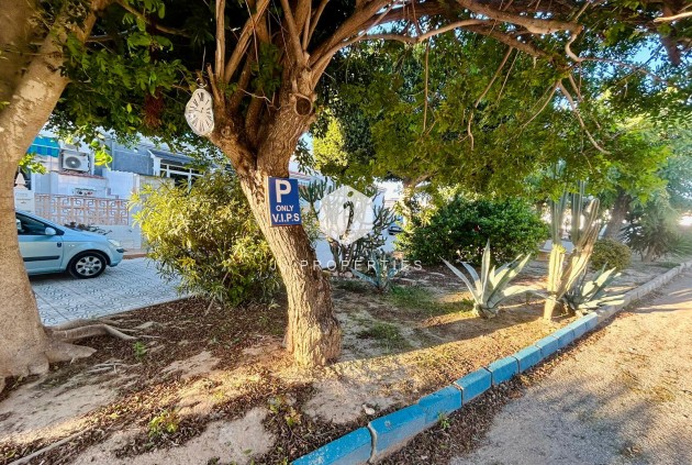 D'occasion - Chalet -
Torrevieja - Costa Blanca