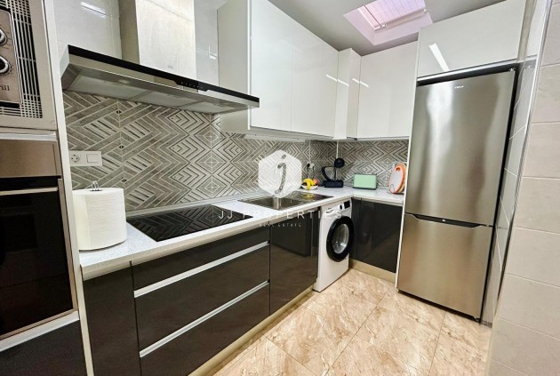 D'occasion - Chalet -
Torrevieja - Costa Blanca