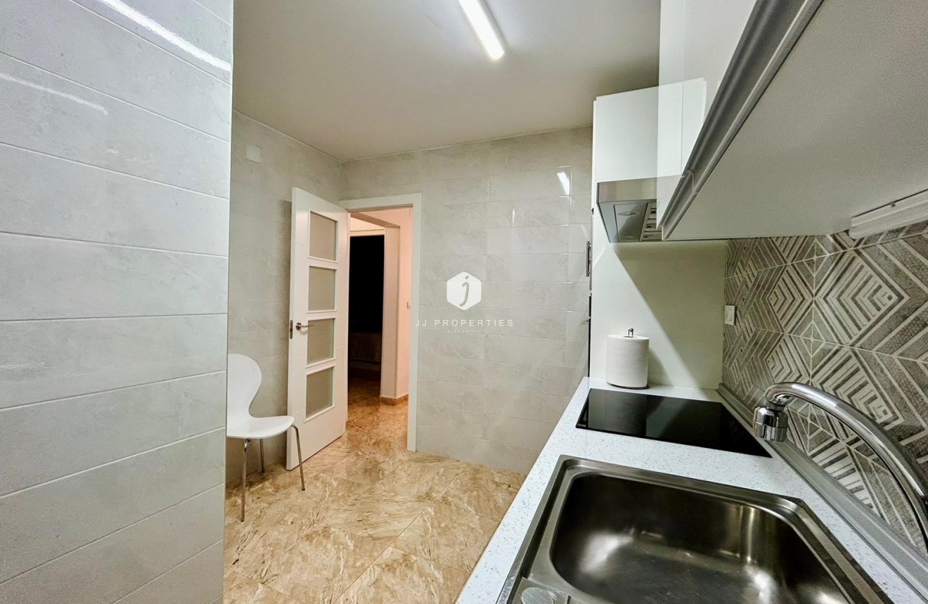 D'occasion - Chalet -
Torrevieja - Costa Blanca