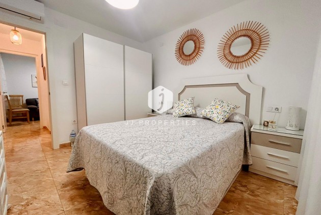 D'occasion - Chalet -
Torrevieja - Costa Blanca