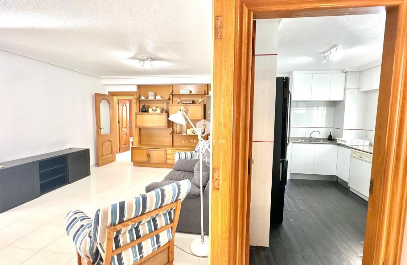 D'occasion - Appartement -
Orihuela Costa - Campoamor