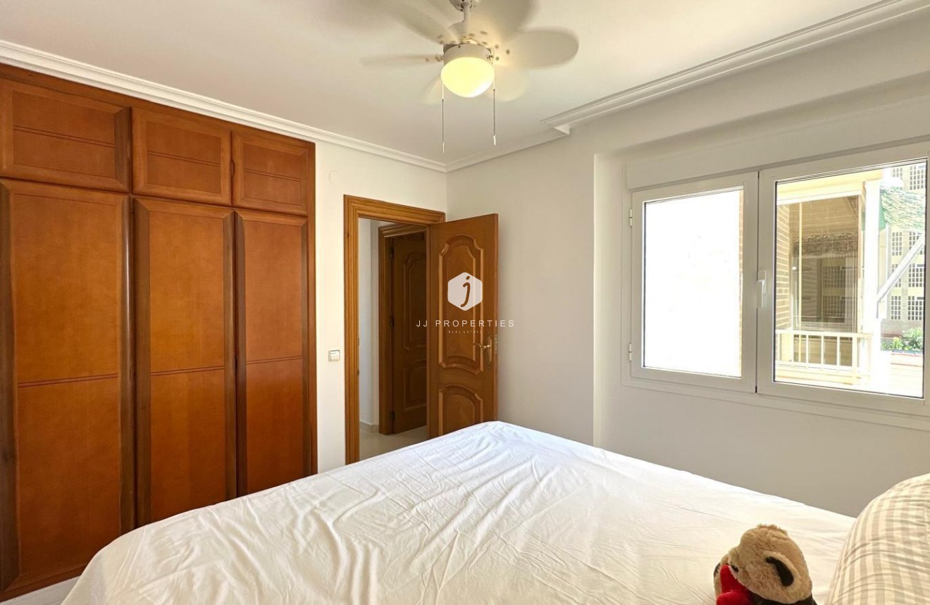 D'occasion - Appartement -
Orihuela Costa - Campoamor