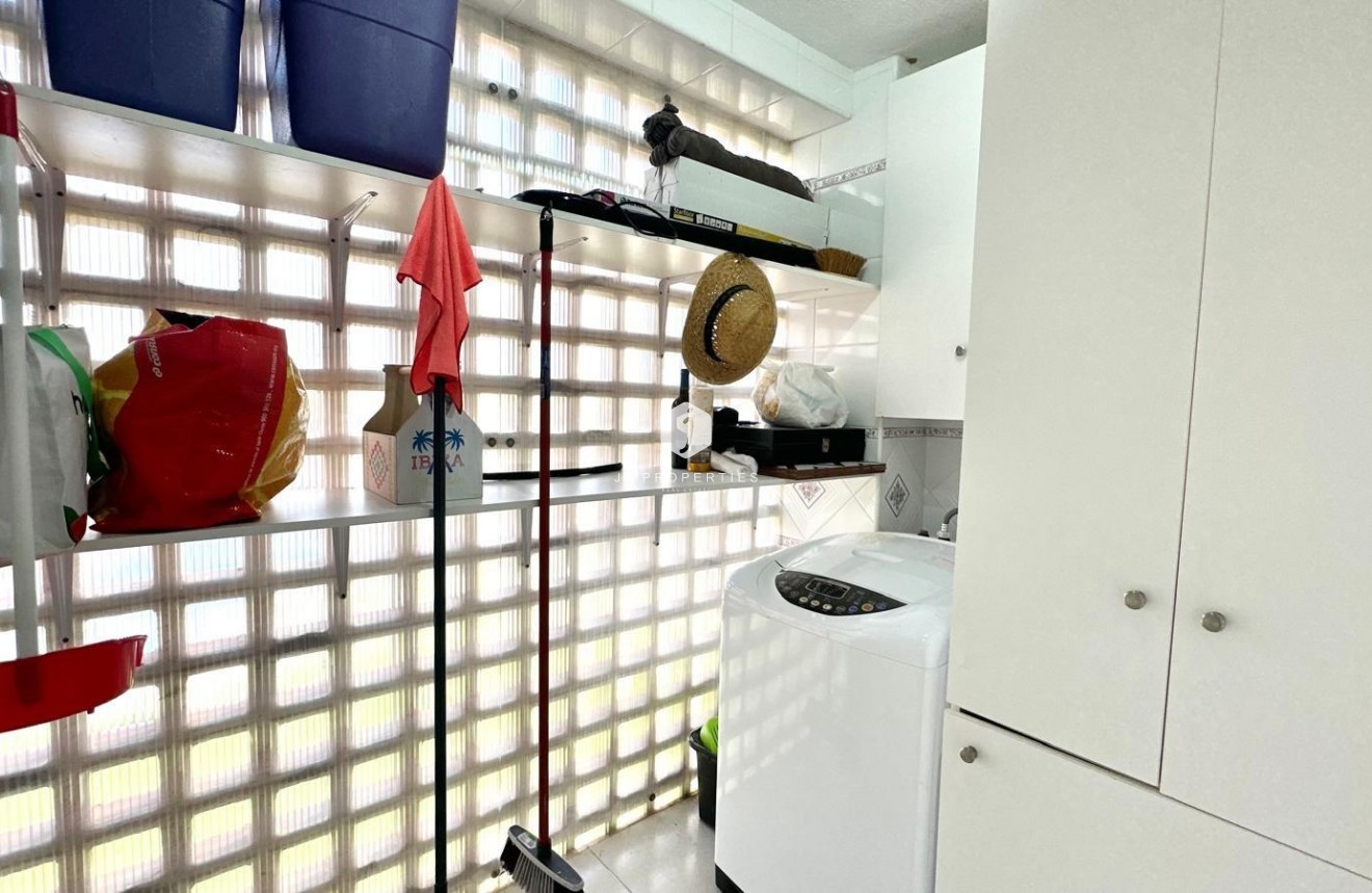 D'occasion - Appartement -
Orihuela Costa - Campoamor