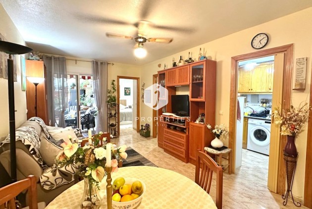 Segunda mano - Apartamento / piso -
Torrevieja - Centro