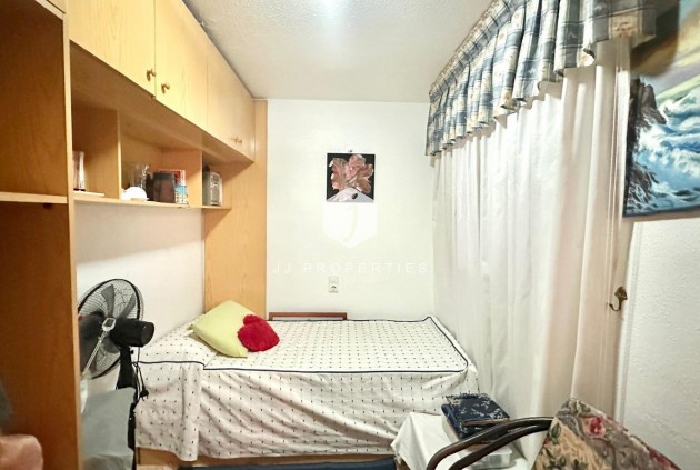 Segunda mano - Apartamento / piso -
Torrevieja - Centro