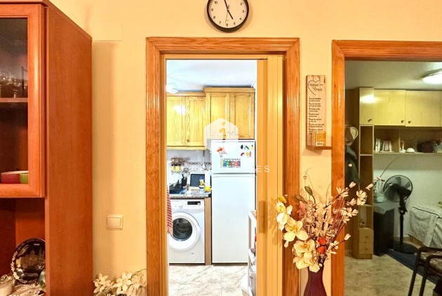 Segunda mano - Apartamento / piso -
Torrevieja - Centro