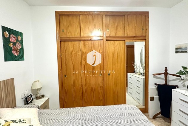 Segunda mano - Apartamento / piso -
Torrevieja - Centro