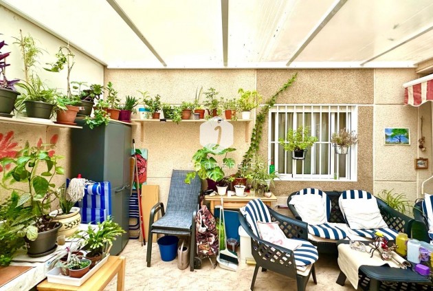 Segunda mano - Apartamento / piso -
Torrevieja - Centro