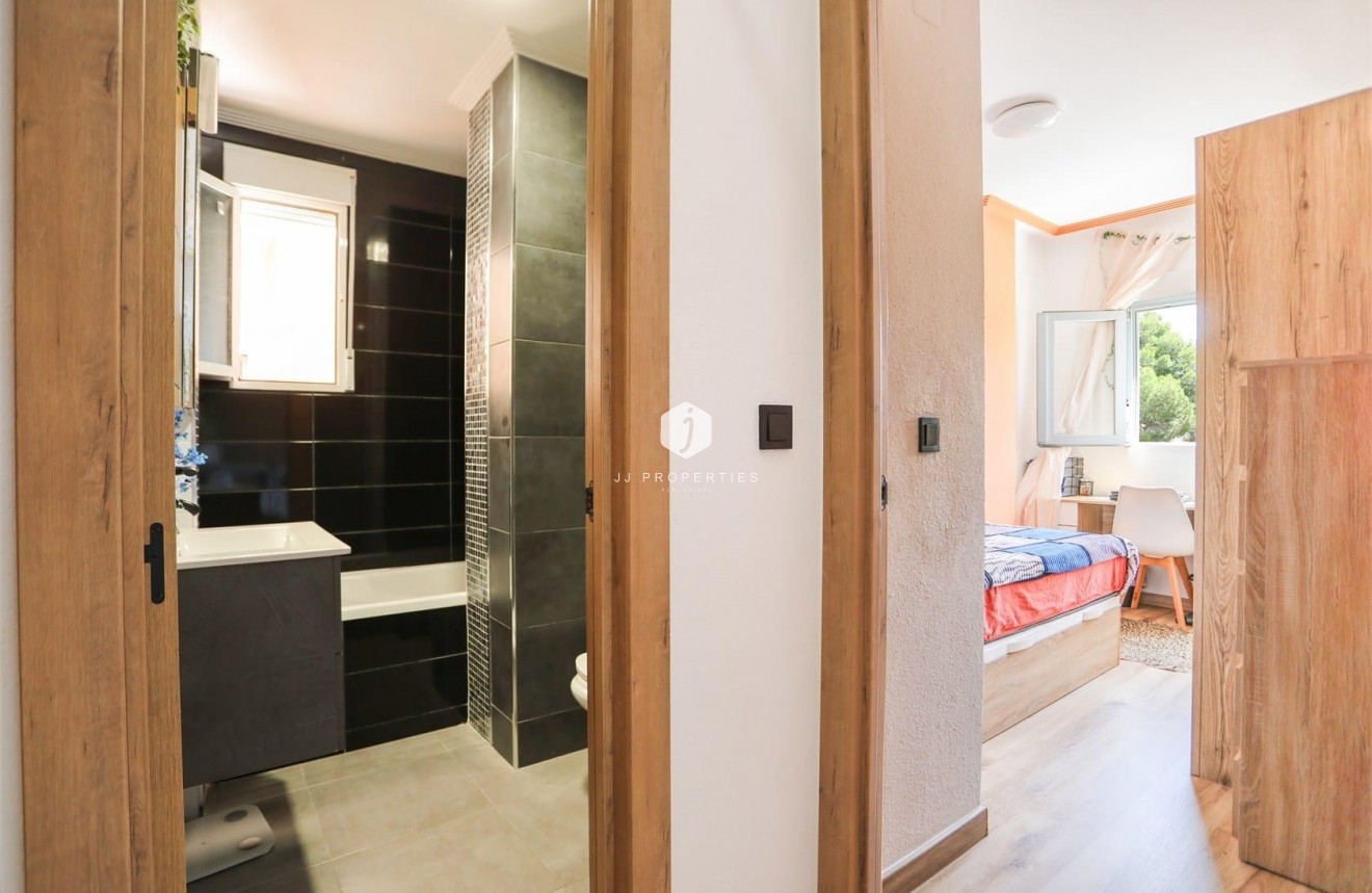 D'occasion - Appartement -
Orihuela Costa - Playa Flamenca