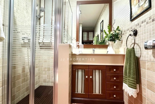 D'occasion - Chalet -
Torrevieja - La siesta