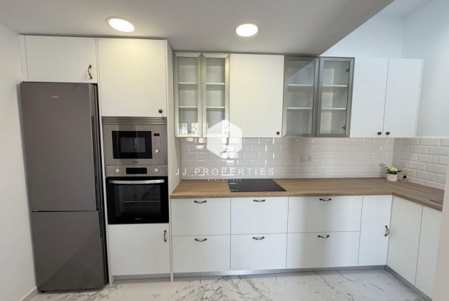 D'occasion - Chalet -
Torrevieja - Cabo cervera