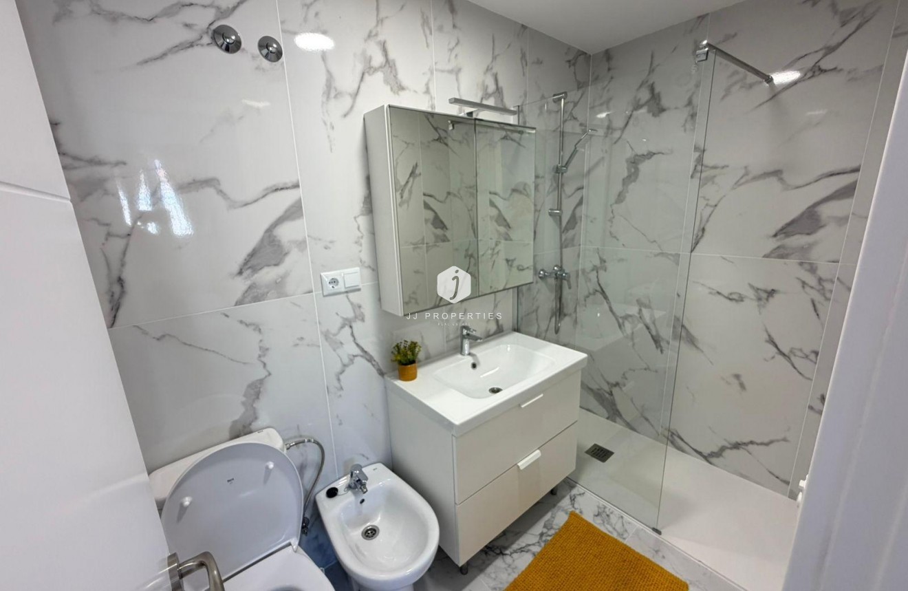 D'occasion - Chalet -
Torrevieja - Cabo cervera