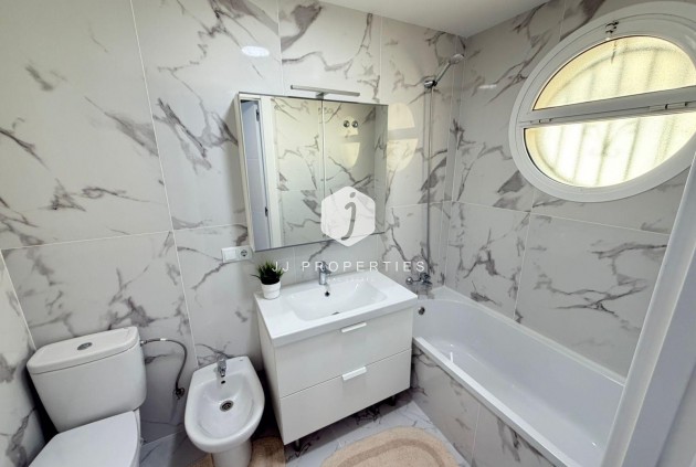 D'occasion - Chalet -
Torrevieja - Cabo cervera